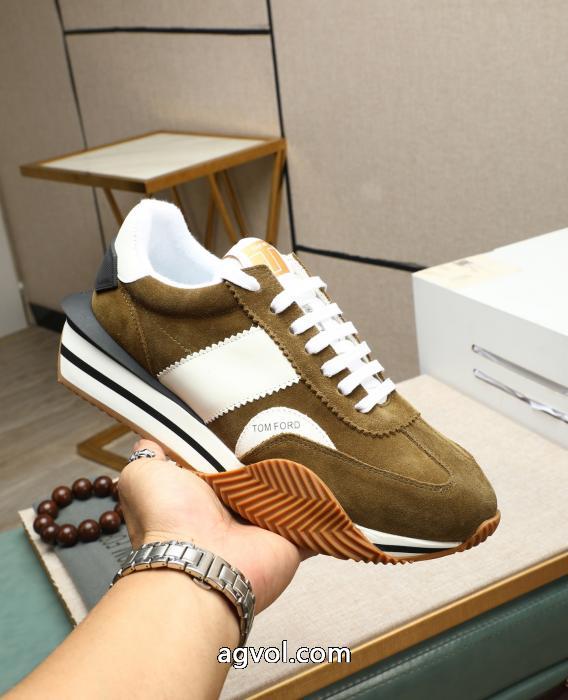激安 ブランドスニーカーTOM FORDお早めに希少 本当に売れている モード感の高い2026のスタイル._0_2