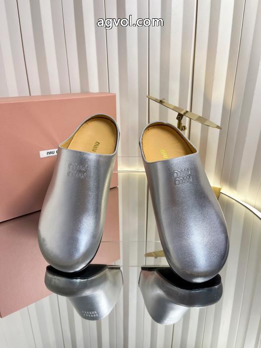 ブランド スーパー コピー 優良店ブーツ大好評 人気商品登場 綺麗！海外セレブ風!MIUMIU.._0_1