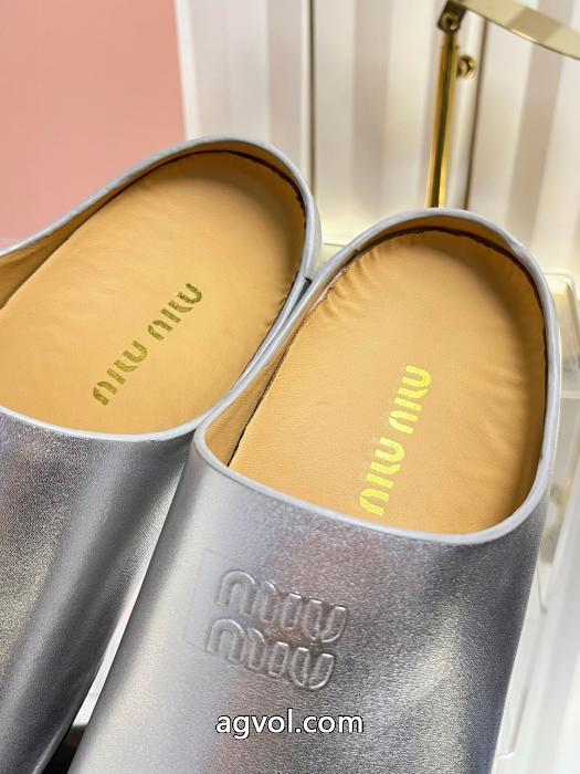 ブランド スーパー コピー 優良店ブーツ大好評 人気商品登場 綺麗！海外セレブ風!MIUMIU.._0_4