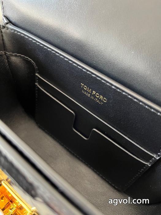 早い者勝ち 税込価格 オシャレを満喫できるブランド 偽物 激安 通販トムフォードバッグ._0_3