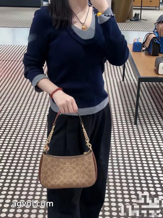 バッグ大人気商品セール 最新トレンド お洒落な存在感 COACHブランド 偽物 激安 通販._0_2