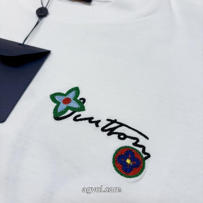低価格 定番カラー 超希少商品半袖TシャツLOUIS VUITTON偽 ブランド_0_4