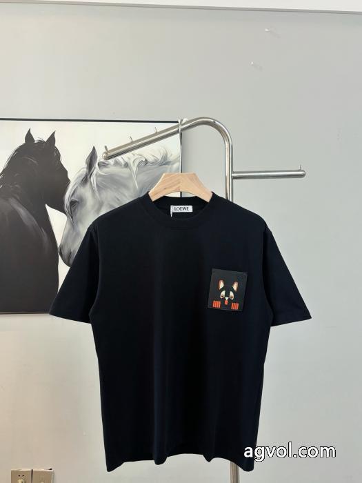 コピー ブランド 販売再入荷！ これは欲しい 希少大人気半袖TシャツLOEWE_0_2