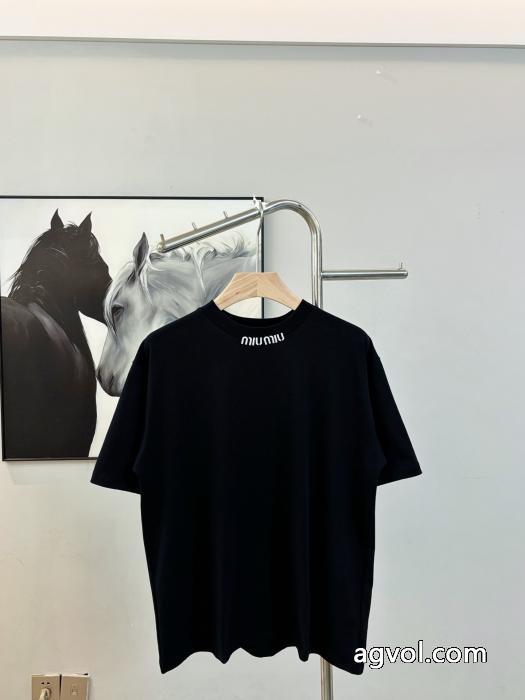 半袖Tシャツ26AW お早目に 2026新作 人気新品MIUMIUブランド フェイク_0_2
