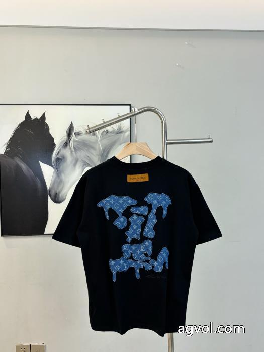 ブランド スニーカー 激安LOUIS VUITTON最高の贈り物 華やかに演出する 速達便発送半袖Tシャツ_0_4