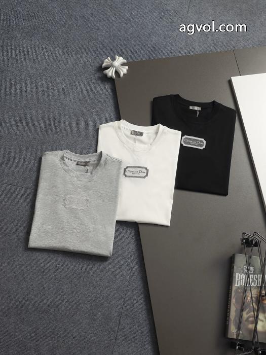 DIORスーパー コピー 品清涼感 人気アイテム多数 セレブ愛用半袖Tシャツ_0_3