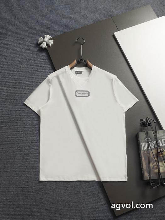 DIORスーパー コピー 品清涼感 人気アイテム多数 セレブ愛用半袖Tシャツ_0_4