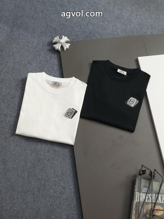 エルメス半袖Tシャツ 2026ブランドコピー今一番熱い 新作限定 爆買い得価_0_1