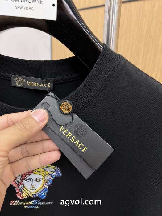 ブランド スーパー コピー 通販完売確実! 最安値 安心な品質半袖TシャツVERSACE_0_1