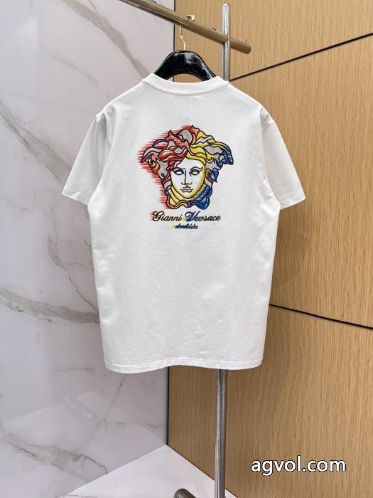 ブランド スーパー コピー 通販完売確実! 最安値 安心な品質半袖TシャツVERSACE_0_3