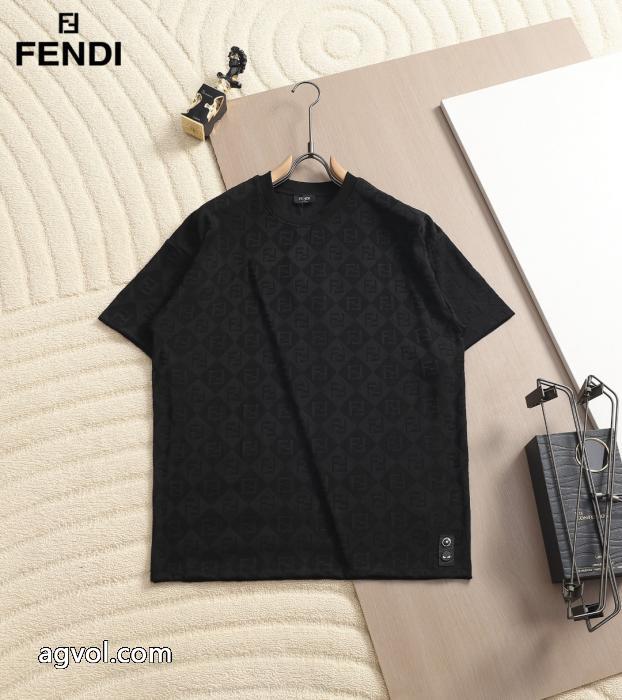 通販 ブランド半袖TシャツFENDI今シーズン注目のアイテム 最新人気話題沸騰中 人気急上昇中_0_0
