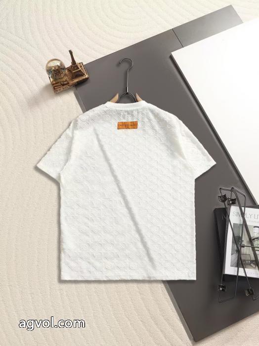 半袖TシャツLOUIS VUITTONコピー 商品 ブランドお手頃価格でGET お手軽な価格 大絶賛の履き心地!_0_3