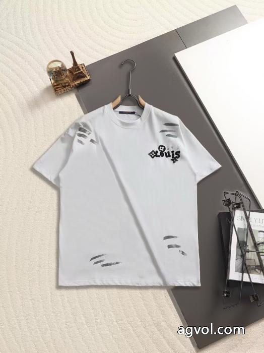 ブランド コピー バック半袖TシャツLOUIS VUITTON限定生産品 抜け感や着心地重視 大注目！_0_3