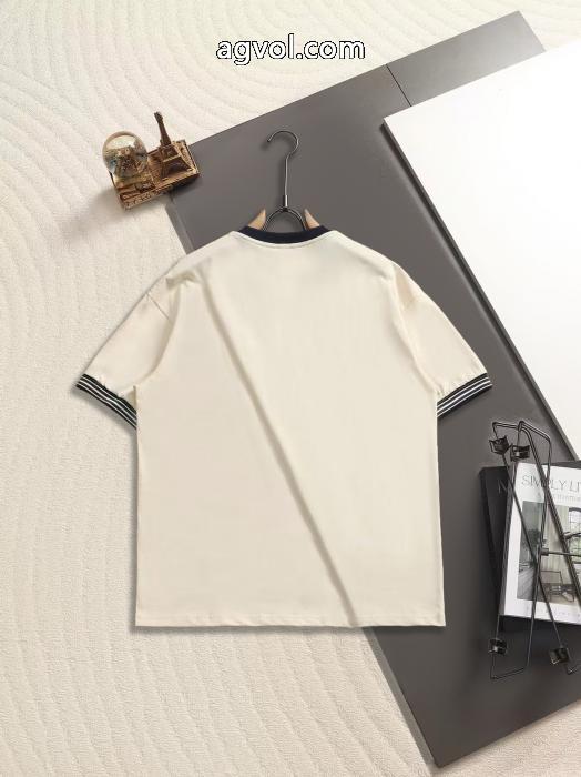DIORブランド コピー 着払い速達便発送 お洒落 2026人気商品半袖Tシャツ_0_3