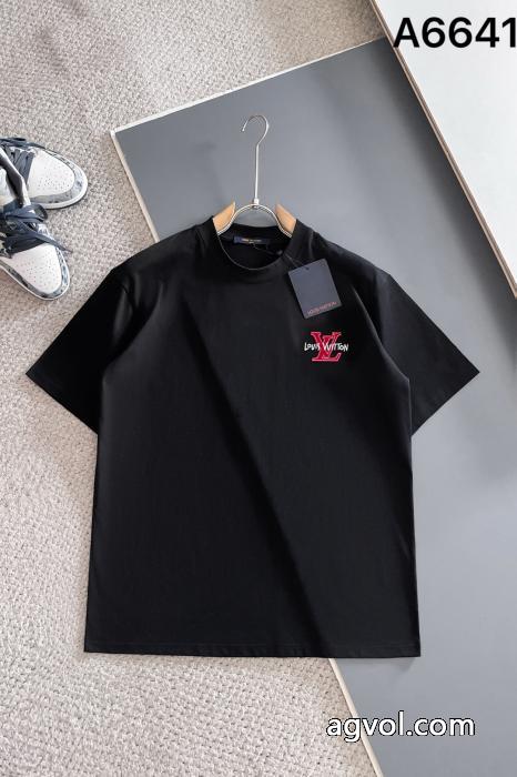 お洒落上級者 春服コーデ2026年版 トレンドスタイル半袖Tシャツブランド 通販店LOUIS VUITTON_0_3