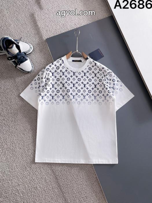 上品スタイル 2026新作品 激安セール半袖TシャツLOUIS VUITTONブランド コピー 通販_0_2