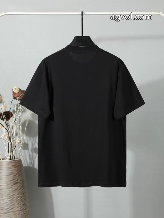 半袖TシャツLOEWE偽 ブランド 通販日本より安い この夏は注目新作 正規品保証262026_0_3