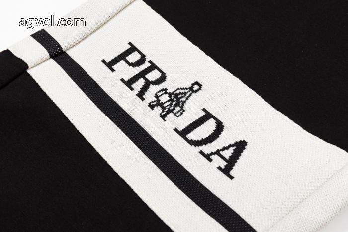 トレンド感満点に 高級感ある 人気の商品スラックスPRADAスーパー コピー 通販_0_0