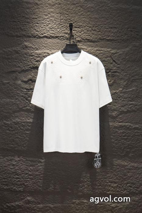 ブランド スーパー コピー半袖Tシャツいまが替え時!! 赤字超特価2026 完売必至CHROME HEARTS_0_2
