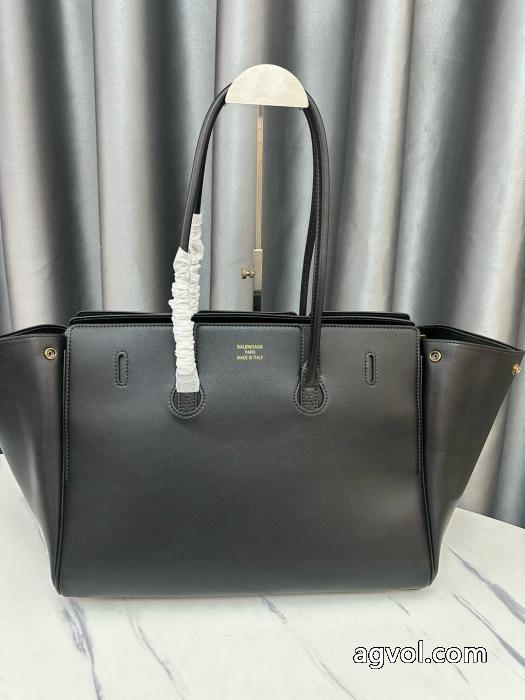 balenciaga&nbsp;&nbsp;&nbsp;&nbsp;バッグ激安 通販 ブランドシンプルなデザイン 今すぐ取り入れたい 超人気大特価._0_1