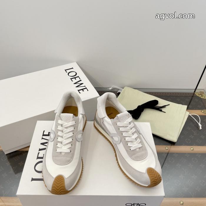 LOEWE人気爆だんな売れ筋！ 無造作 使い勝手も良好コピー ブランド 販売スニーカー.._0_1