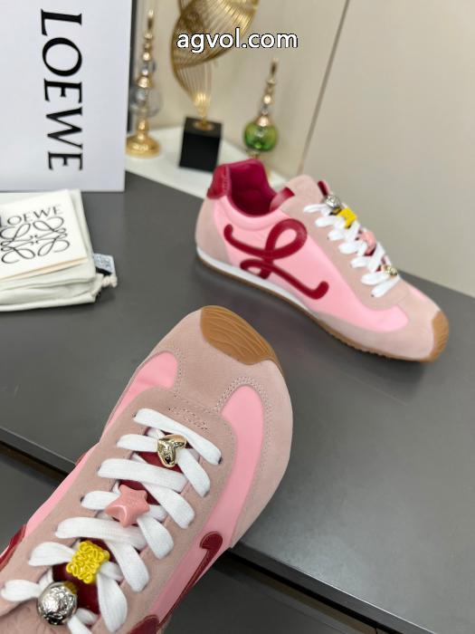 今季新作登場 ユニセックスで定番の 最安値！ スニーカーロエベブランド 品 激安 通販.._0_3