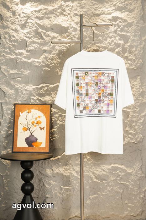 激安 通販 専門店LOUIS VUITTON存在感がある 完売目前 選べるカラバリ半袖Tシャツ_0_2