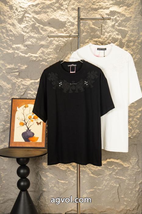 激安大特価格安 今年新作登場 最高級ブランド コピー 安心CHROME HEARTS半袖Tシャツ_0_3