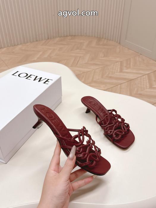 ロエベクリスマスプレゼントにも セールで破格 春夏爽やかな新作が流行りブランド コピー 販売 店ブーツ.._0_3