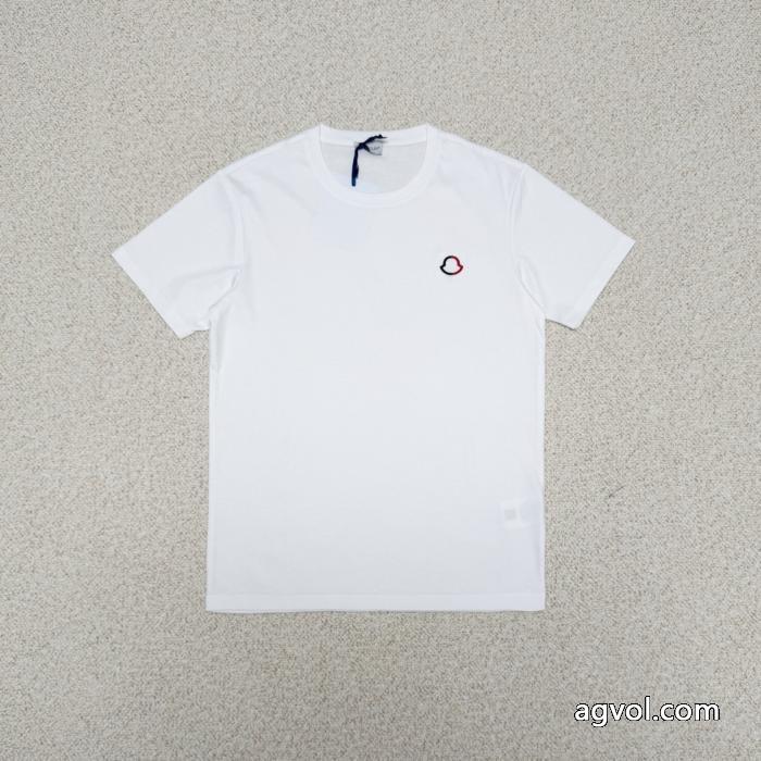 ブランド 偽物 激安ファッションの最先端！ 定番の魅力 大人の個性を。 半袖TシャツMONCLER_0_0
