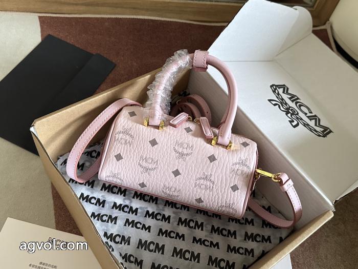 バッグブランド フェイクエムシーエム コピー海外大人気 注目のポイント おすすめ大人かわいい着こなし._0_1
