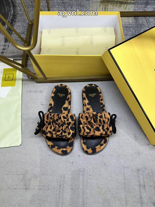 日本でおなじみ!? ベストセラー 話題となる人気品ブーツ激安 通販 ブランドFENDI.._0_3