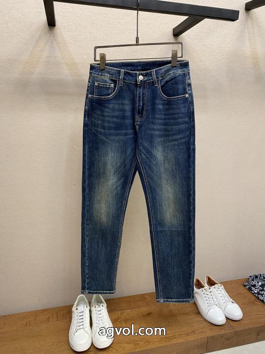 今季トレンドの限定アイテム 着まわし力抜群 入手困難!!レア人気アイテムブランド コピー ショップCHROME HEARTS&nbsp;&nbsp;&nbsp;&nbsp;ジーンズ._0_0