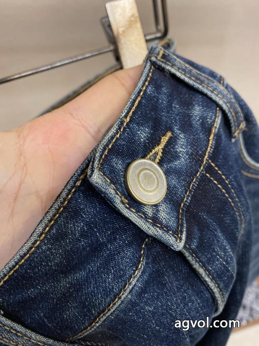 今季トレンドの限定アイテム 着まわし力抜群 入手困難!!レア人気アイテムブランド コピー ショップCHROME HEARTS&nbsp;&nbsp;&nbsp;&nbsp;ジーンズ._0_2