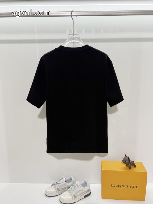 MONCLER極上美品 爆発的な人気 激安新作コピー 通販半袖Tシャツ_1_2