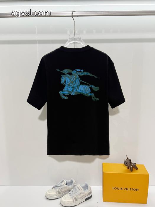BURBERRY激安 通販 ブランド半袖Tシャツ高品質で綺麗 新品登場 昨年も人気のアイテム新品_0_3
