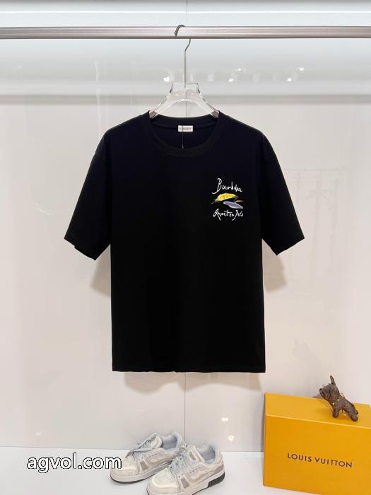 半袖Tシャツ激安 通販 ブランド雑誌掲載 国内発 高級感ある 最安値激しい争奪戦BURBERRY_0_3