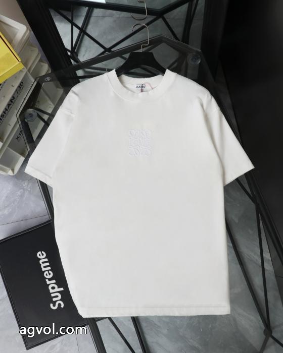 万能着 最旬トレンド 2026年最注目の偽物 ブランド 激安LOEWE半袖Tシャツ_0_3