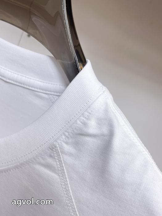 &nbsp;半袖Tコピー 商品 ブランド魅惑のセクシー美 数量限定大得価 夏の必須アイテムをARMANI._0_5