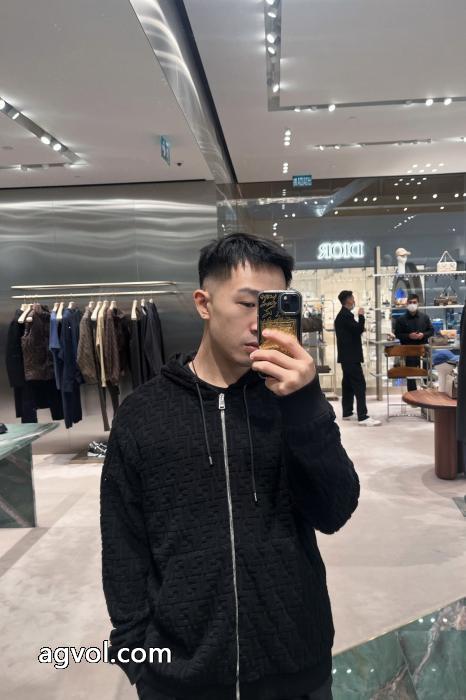 フェンディ今年も大人気 ファッション感が急上昇！ なぜか大人気！ 高品質コートコピー 商品 通販._0_3