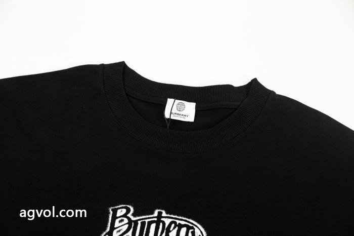 BURBERRYスーパー コピー 通販半袖Tシャツクラシカルな雰囲気 完売寸前 相性抜群のコンビ_0_0
