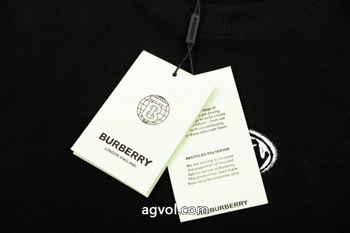 BURBERRYスーパー コピー 通販半袖Tシャツクラシカルな雰囲気 完売寸前 相性抜群のコンビ_0_2