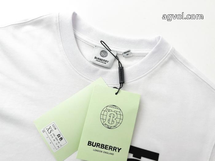 コピー ブランド 販売半袖Tシャツ上質な素材採用 唯一無二の存在 夏春物先行発売 BURBERRY_0_2