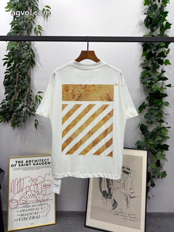 Off-White半袖Tシャツデイリー使いに最適 2026最新コラボ完売間近 安心の国内発送超可愛いブランド コピー 品_0_3