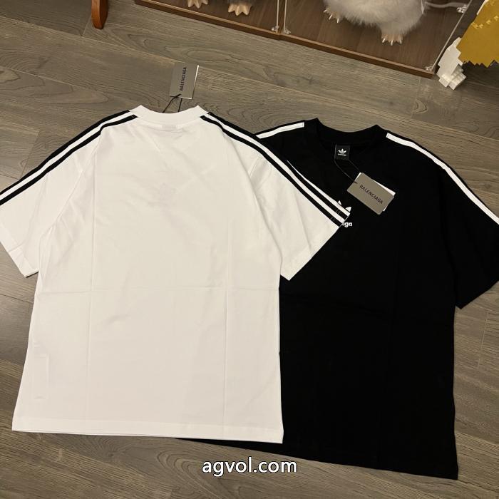 balenciagaブランド 通販 激安半袖Tシャツ素敵な夏の定番アイテム 季節感をプラス人気商品 精巧な逸品_0_2