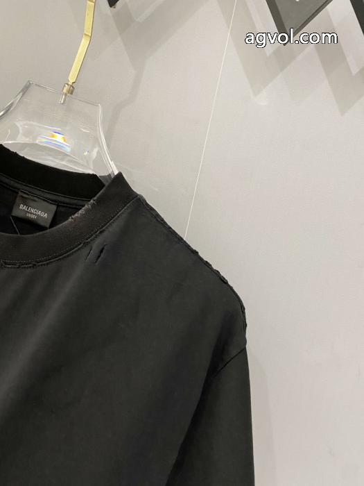 お買い得品  最終価格セール 新作入荷品質保証半袖Tブランド スーパー コピー 通販バレンシアガ._0_4