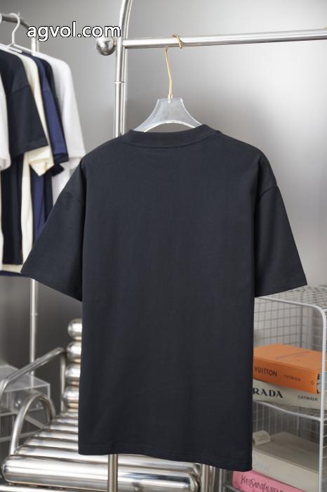 半袖Tシャツプラダブランド コピー s 級格安SALE 2026年モデル 超定番人気_0_1