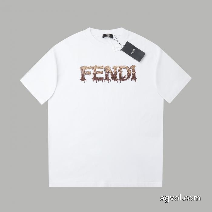 ブランド 激安半袖Tシャツフェンディ高級感演出 落ち着いた大人の雰囲気に 2026限定新作_0_4