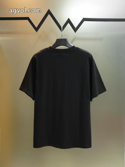 balenciagaSALE年末年始限定 お買い得 激レア商品半袖Tシャツブランド コピー 着払い_0_1