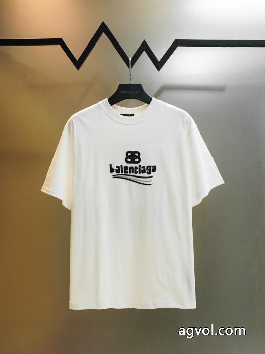 限定品もチェック！ 限定激安 2026 再入荷アイテム半袖Tシャツbalenciagaブランド コピー_0_4